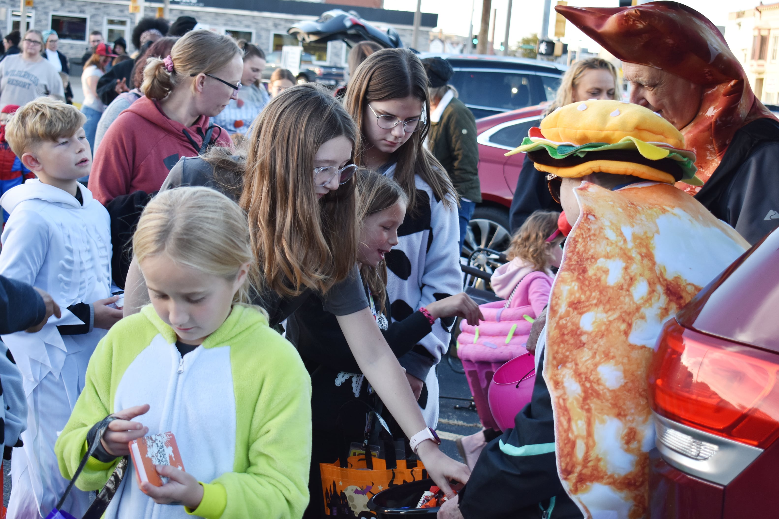 5 Things to Do: Biz Boo Trick-or-Treat, ‘Rocky Horror Picture Show,’ Mount Carroll Pumpkin Fest — Buffalo Grove Arts news